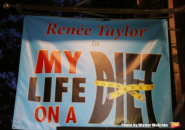 Photo Coverage: Backstage With Renee Taylor at MY LIFE ON A DIET Image