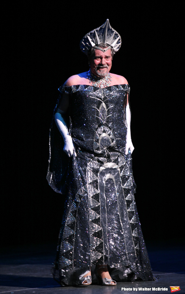Photo Coverage: Remembering Tony Award-Winner Gary Beach Image