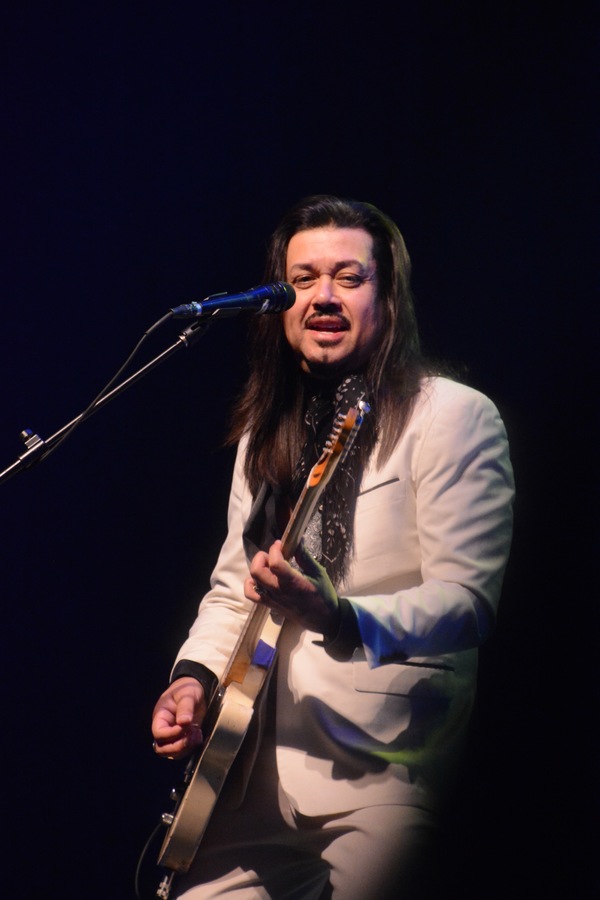 Photo Coverage: The Mavericks Play MAYO Performing Arts Center Image