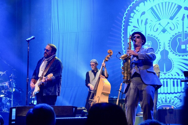 Photo Coverage: The Mavericks Play MAYO Performing Arts Center Image
