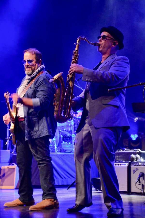 Photo Coverage: The Mavericks Play MAYO Performing Arts Center Image