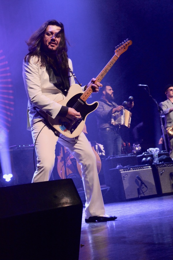 Photo Coverage: The Mavericks Play MAYO Performing Arts Center Image