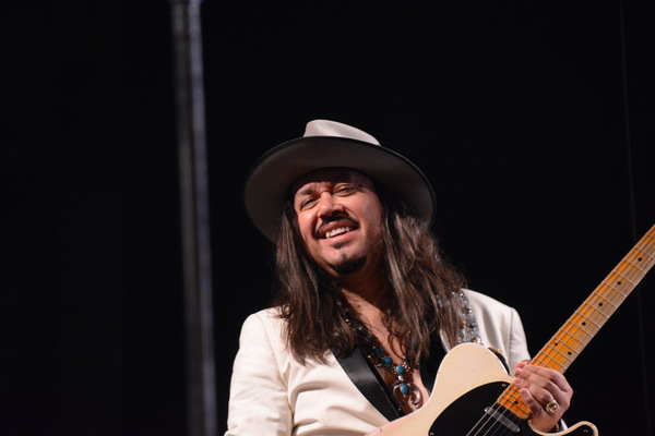 Photo Coverage: The Mavericks Play MAYO Performing Arts Center Image