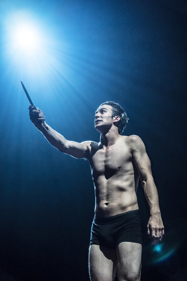 Photo Flash: First Look at All New Photos of Ian McKellen in KING LEAR Image