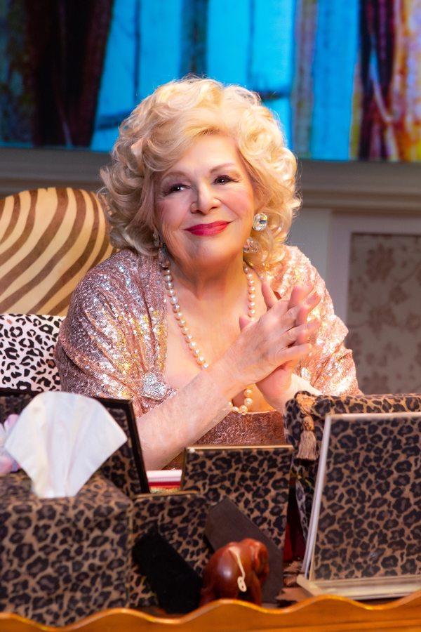 Photo Flash: Renee Taylor Charms in MY LIFE ON A DIET Image