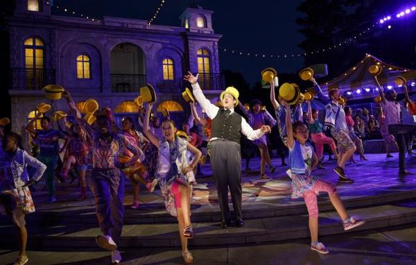 Photo Flash: First Look at Nikki M. James, Shuler Hensley & More in Public Works' TWELFTH NIGHT in the Park! Image