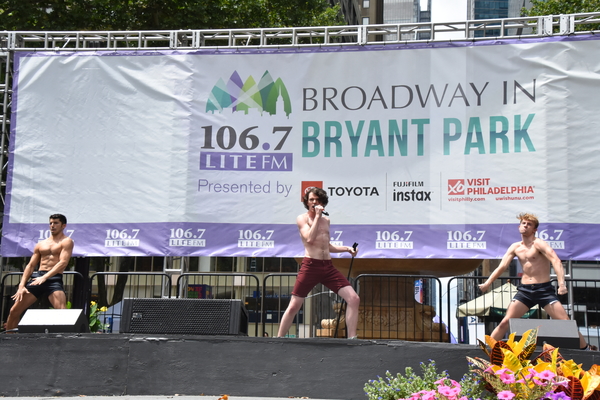 Photo Coverage: THE BAND'S VISIT, COME FROM AWAY, KINKY BOOTS and More Take the Stage at Broadway in Bryant Park 