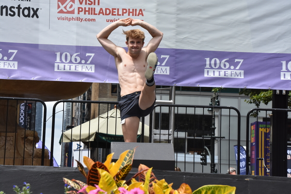 Photo Coverage: THE BAND'S VISIT, COME FROM AWAY, KINKY BOOTS and More Take the Stage at Broadway in Bryant Park  Image