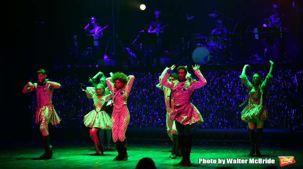 Photo Coverage: The Cast of HEAD OVER HEELS Takes Their Opening Night Bows Image