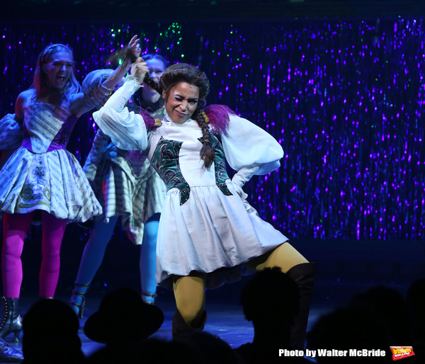 Photo Coverage: The Cast of HEAD OVER HEELS Takes Their Opening Night Bows Image