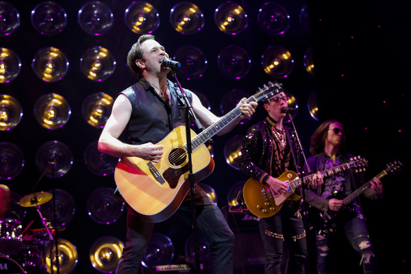 Photos: Back in Action! First Look at GETTIN' THE BAND BACK TOGETHER Image