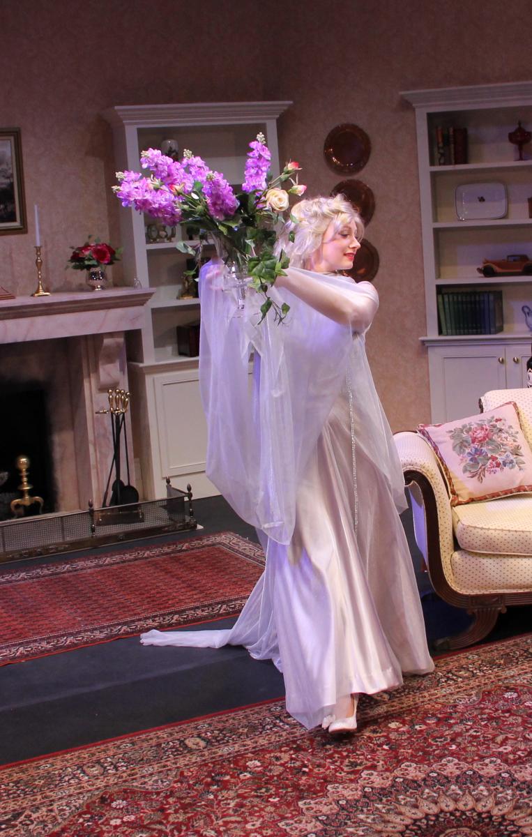 Review: Elements Theatre Company's BLITHE SPIRIT Is A Visual Feast of Noël Coward's Comedic Core Image