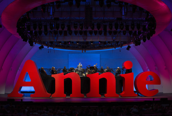 Photo Flash: Get a First Look at ANNIE at the Hollywood Bowl, Starring Megan Hilty, Ana Gasteyer, Lea Salonga, and More 