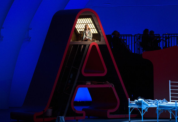 Photo Flash: Get a First Look at ANNIE at the Hollywood Bowl, Starring Megan Hilty, Ana Gasteyer, Lea Salonga, and More Image