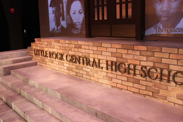 Photo Flash: Arkansas Governor And First Lady Visit LITTLE ROCK At The Sheen Center Image