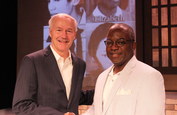 Photo Flash: Arkansas Governor And First Lady Visit LITTLE ROCK At The Sheen Center 
