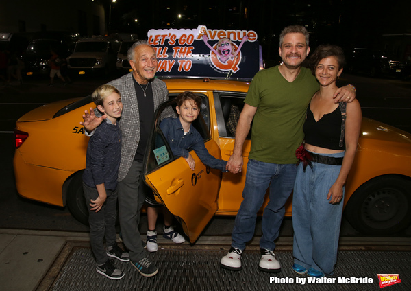 Photo Coverage: The Cast of AVENUE Q Arrives to 15th Anniversary Performance in Style Image