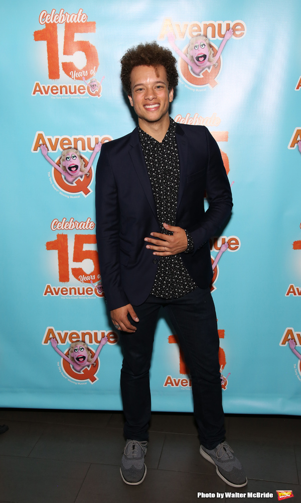 Photo Coverage: AVENUE Q Celebrates 15th Anniversary With Cake Before The Show Image