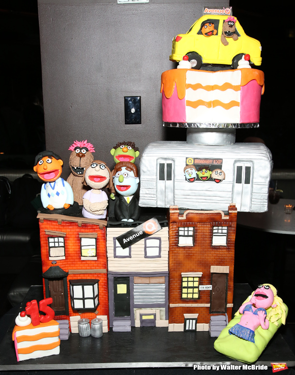 Photo Coverage: AVENUE Q Celebrates 15th Anniversary With Cake Before The Show Image