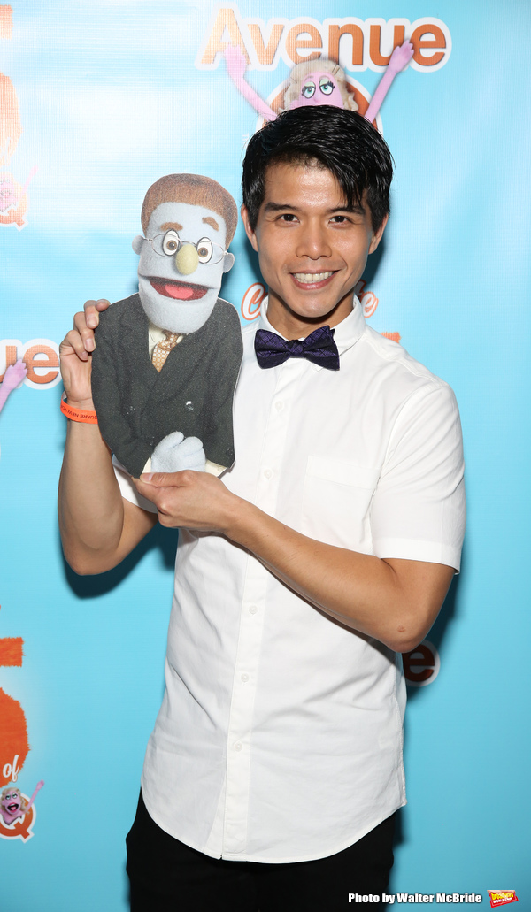 Photo Coverage: AVENUE Q Celebrates 15th Anniversary With Cake Before The Show Image