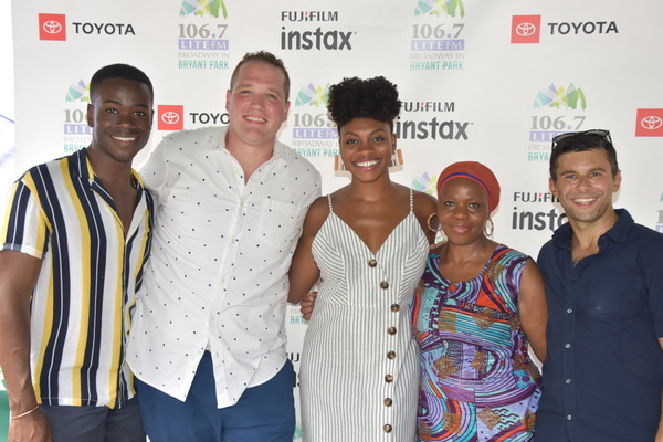 Photo Coverage: Disney Takes Over Broadway In Bryant Park - Performances From FROZEN, THE LION KING, and ALADDIN! Image