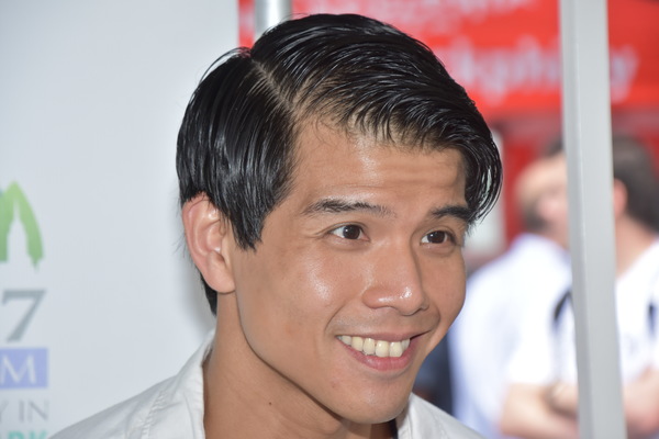 Photo Coverage: Disney Takes Over Broadway In Bryant Park - Performances From FROZEN, THE LION KING, and ALADDIN! Image