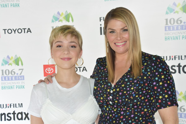 Photo Coverage: Disney Takes Over Broadway In Bryant Park - Performances From FROZEN, THE LION KING, and ALADDIN! Image