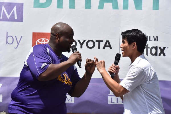 Photo Coverage: Disney Takes Over Broadway In Bryant Park - Performances From FROZEN, THE LION KING, and ALADDIN! Image
