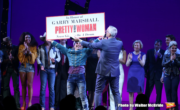 Photo Coverage: The Cast of PRETTY WOMAN Bows at Tribute Performance to Garry Marshall Image