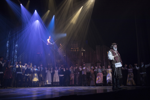 Photo Flash: Get A First Look At FIDDLER ON THE ROOF in Turkey Image