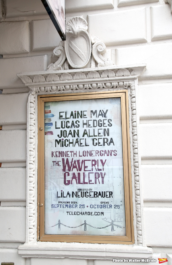 Broadway Theatre Marquee unveiling for Kenneth Lonergan's acclaimed memory play 'The  Photo