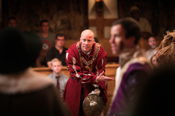 Photo Flash: First Look at RICHARD III At The American Shakespeare Center's Blackfriars Playhouse Image