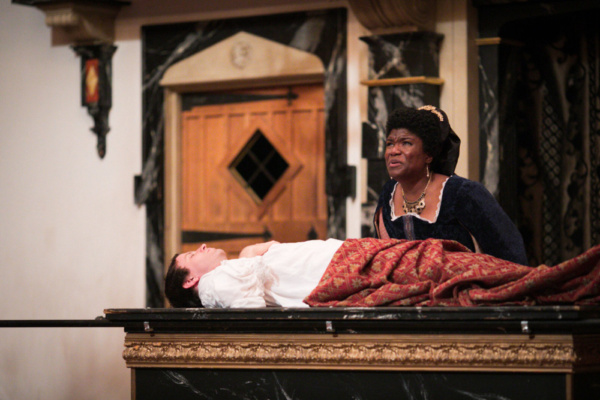 Photo Flash: First Look at RICHARD III At The American Shakespeare Center's Blackfriars Playhouse Image