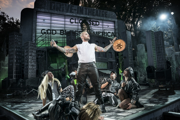 Photo Flash: First Look at LITTLE SHOP OF HORRORS at Regent's Park Open Air Theatre 