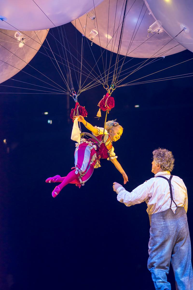 Review: CORTEO Wows, Charms, and Sweetly Dazzles in Arena Remount 