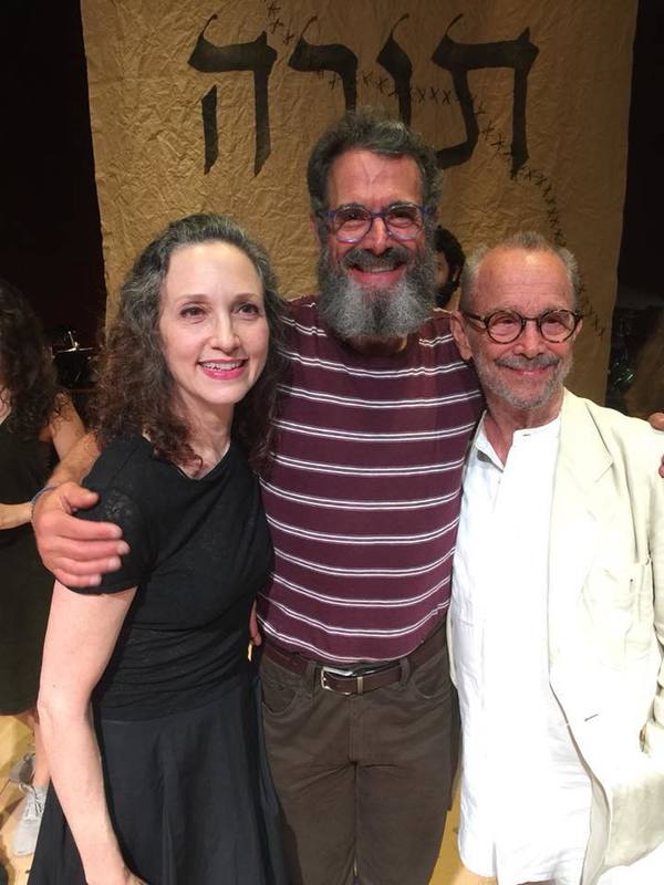 Photo Flash: Bernadette Peters, Mandy Patinkin, Bebe Neuwirth and More Attend Yiddish FIDDLER ON THE ROOF 