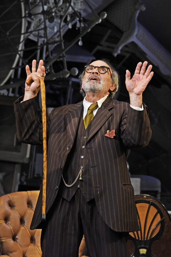 Photo Flash: Get a First Look at THE PRICE starring David Suchet at Theatre Royal Bath Image