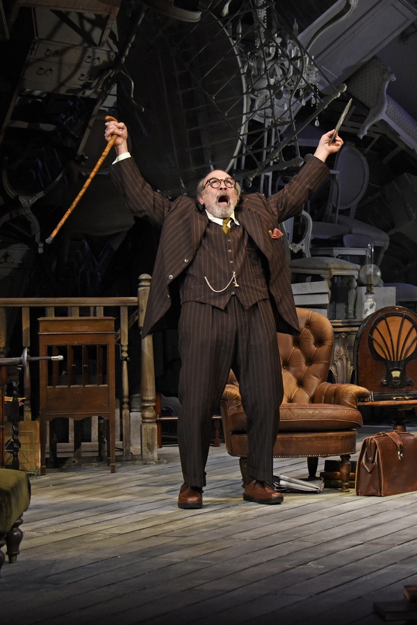 Photo Flash: Get a First Look at THE PRICE starring David Suchet at Theatre Royal Bath Image