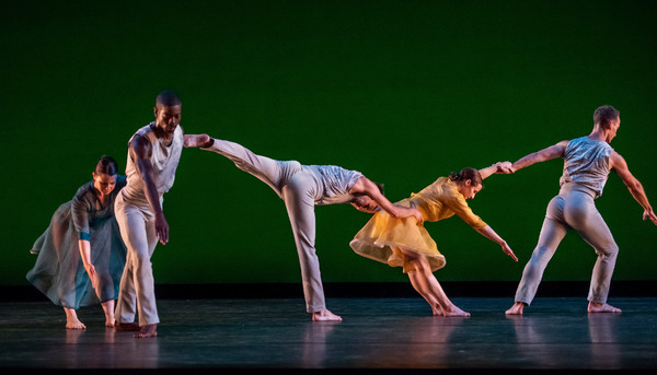 Photo Flash: Get A First Look At Mark Morris Dance Group's THE TROUT Image