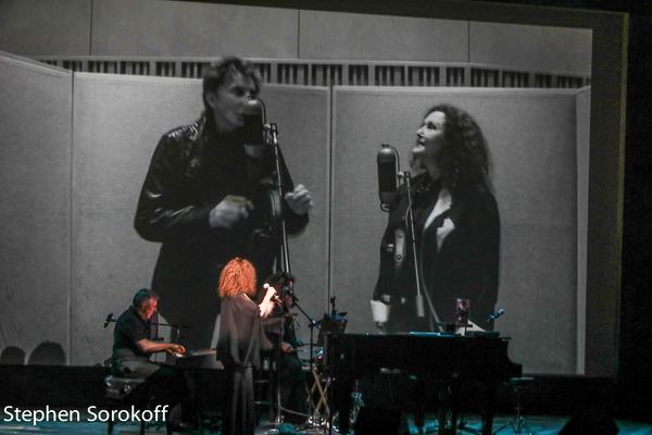 Barry Manilow & Melissa Manchester Photo