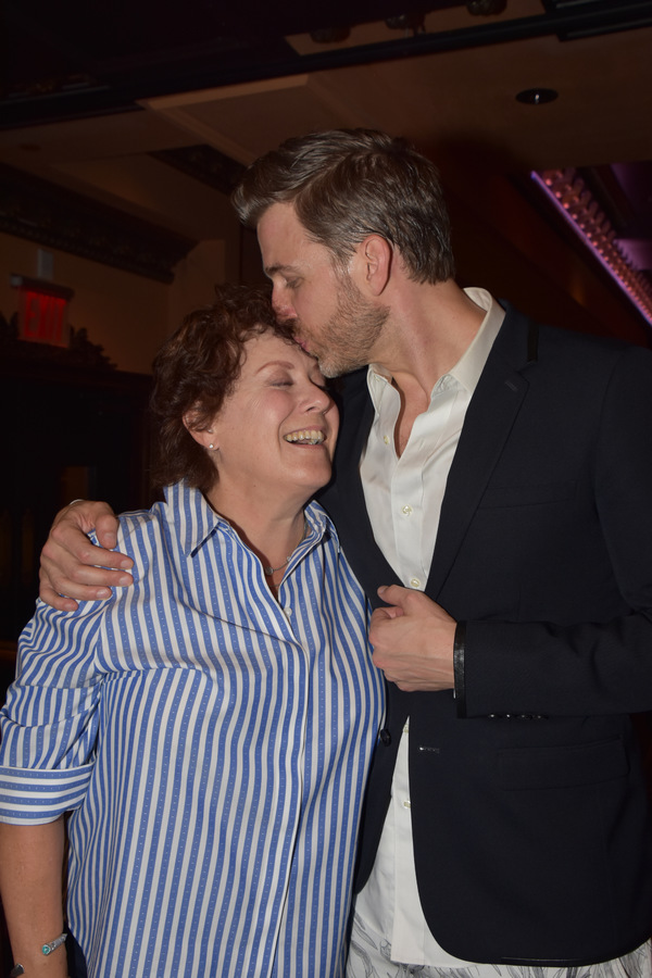 Photo Coverage: Benjamin Eakeley Returns to 54 Below 