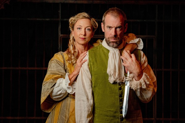 Photo Flash: First Look at the Doomed Couple of Folger's MACBETH Image