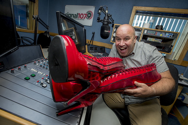 Photo Flash: The Famous KINKY BOOTS Themselves Strut Into Wolverhampton Ahead of October Opening Image
