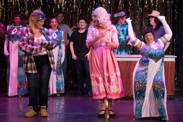 Photo Coverage: First look at Evolution Theatre Company's PRISCILLA QUEEN OF THE DESERT the musical Image