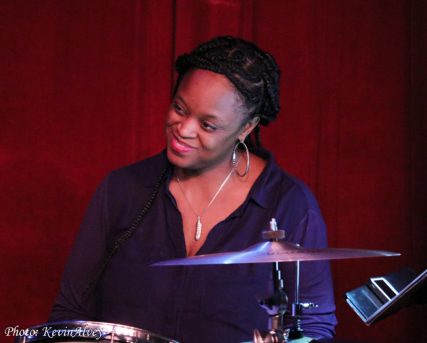 Photo Flash: Natalie Douglas Comes to Birdland Image