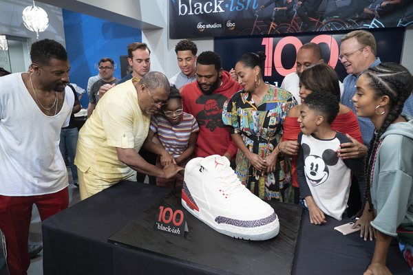 Photo Flash: See the Cast of BLACKISH Celebrate 100 Episodes Image