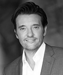Meet the Cast of Theatrical Tale BERNHARDT/HAMLET- Now in Previews! Image