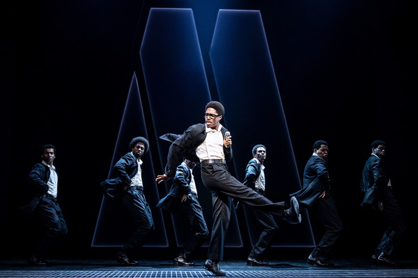 Photo Flash: Get A First Look at AIN'T TOO PROUD in Los Angeles Image