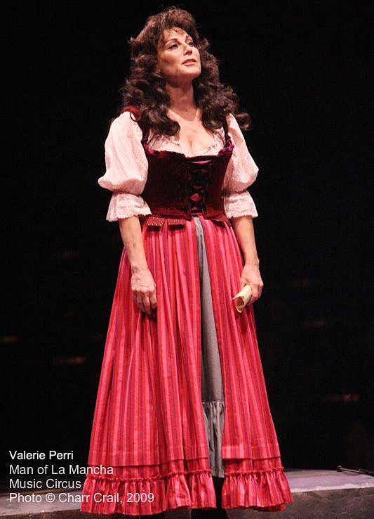Interview: Valerie Perri Loves Making The Theatre WORLD GO 'ROUND Image