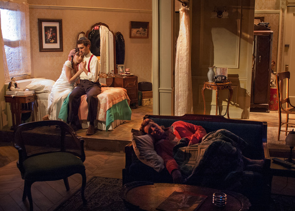 Photo Flash: TimeLine Theatre Presents A SHAYNA MAIDEL Image